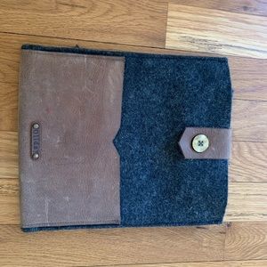 iPad felt case